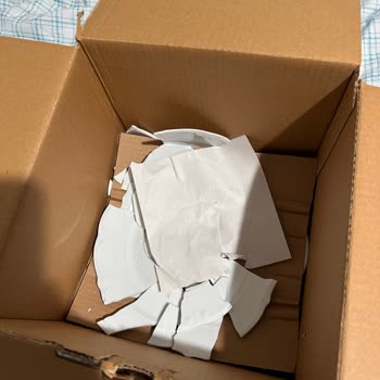 Kırık Yemek Takımı Değişiminde Tek Görsel Talebi Ve Güvenlik Endişesi