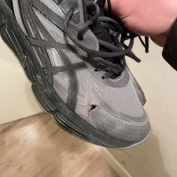 Asics GEL-Quantum 360 Ayakkabısında Kısa Sürede Yırtılma Ve Kullanıcı Hatası İddiası