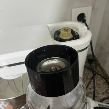 Mutfak Robotu Yanık Kokulu: Değişim Ve İade Talebi