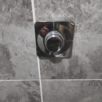 Teska Markalı Sifonun Sürekli Su Sızdırması Ve Ücretsiz Değişim İsteği