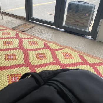 İstanbul Konfor’da Aktarmasız Bilet Sözü Kırıldı, Soğuk Bekleme Ve Kirli Araç