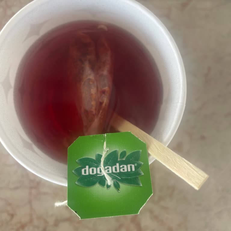 Doğadan Form Elmalı Meyve Çayında Kurt Tespiti Ve Güven Kayıplığı