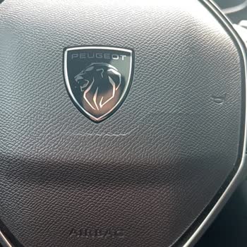 Peugeot 2008'de Airbag Kapağı Yırtıldı, Garanti Reddi