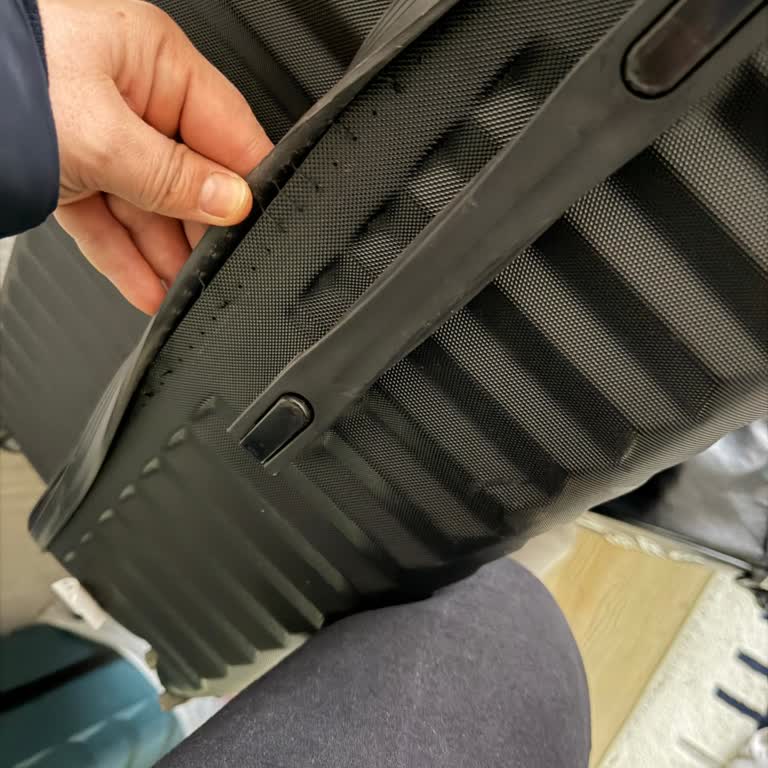 Kırılan Bagajım Haksız Red Nedeniyle Değiştirilmedi