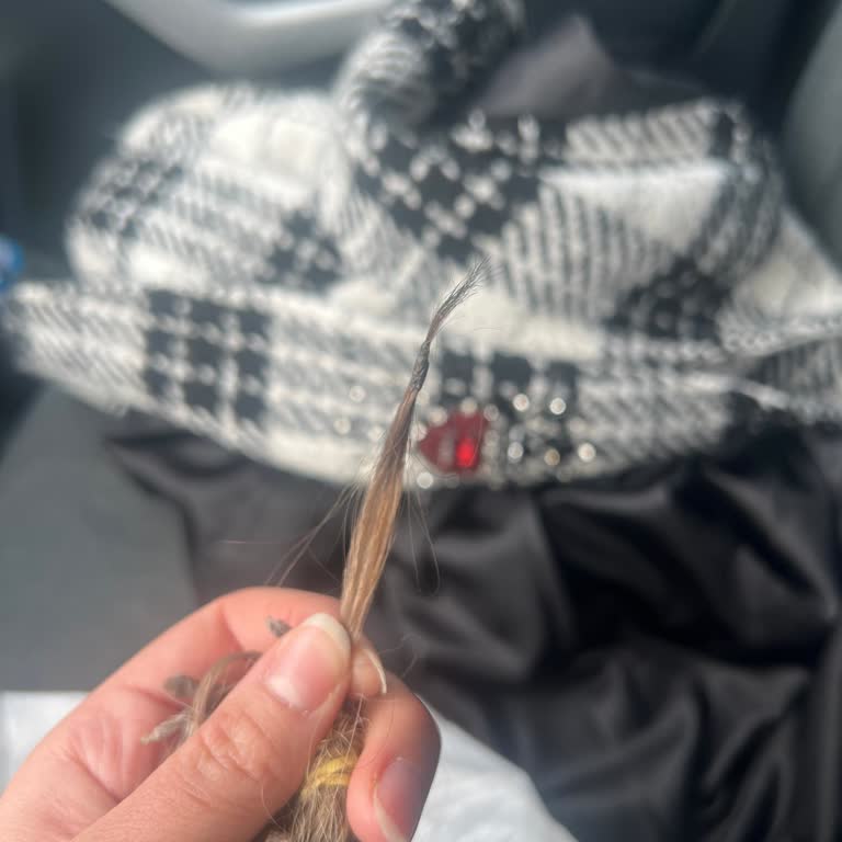 Ruby Hair Nail Make Up Studio (Mersin) Saçlarım Zarar Gördü