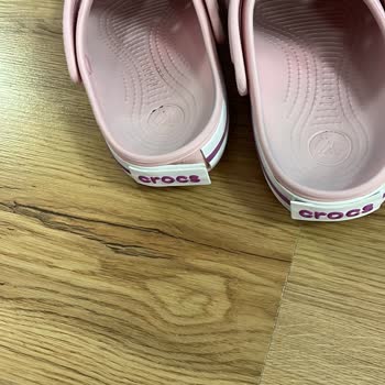 Crocs Orijinal Terlikte Kısa Sürede Açılan Arka Kısım Ve Kullanıcı Hatası İddiası