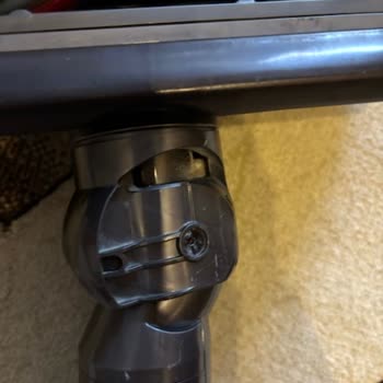 Dyson V11 Süpürge Başlığının Arızası Ve Ücretsiz Değişim Talebinin Reddedilmesi