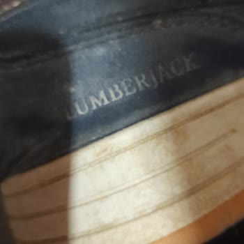 Ayakkabı 2 Ayda Paramparça, İade Veya Mağaza Çeki Talebi