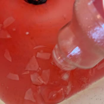 Meysu Ramazan Şerbetinde Cam Parçaları Bulundu, Acil Geri Çağırma Gerekiyor