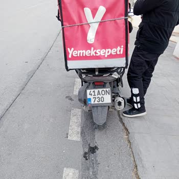 Yemeksepeti Kuryesinin İzin Almadan Giriş Yapması Güvenlik Krizi