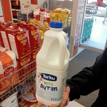 Migros Şubesinde Okunamayan Son Kullanma Tarihli Torku Ayran Ve Ulaşılmaz Müşteri Hizmeti