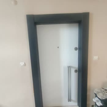 Boyut Çelik Kapı’nın Menteşesi Koptu, Şikayetime Cevap Gelmedi