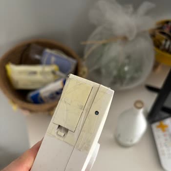 RF 6001 Termostat Pil Kapağı Kırığı İçin Yedek Parça Talebi