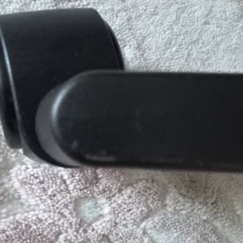 Bellona'dan Çizik Ve Paketsiz Sandalye Şikayeti