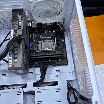 Anakart Yüz Derecenin Üzerinde Çalışıyor Montaj Hatası Ve Soğutma Sorunu