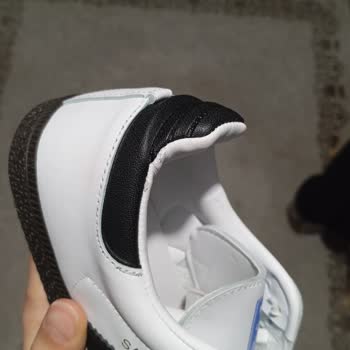 Defolu Ayakkabılar İçin İade Talebinde Cevapsızlık Ve Saygısız Müşteri Hizmetleri