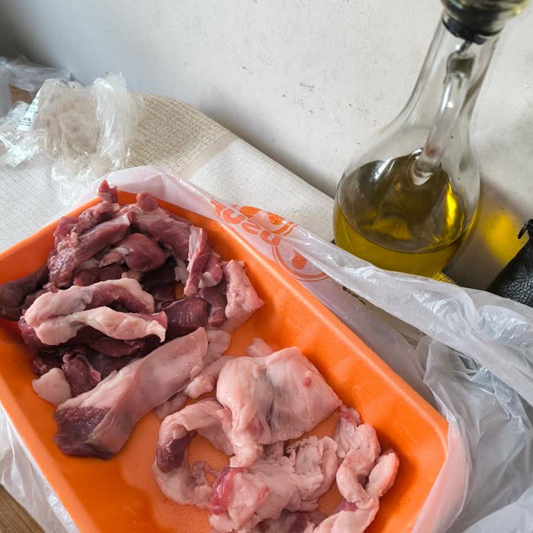 Köfteci Yusuf'dan Aşırı Yağlı Ve Et İçermeyen Kuzu Külbastı