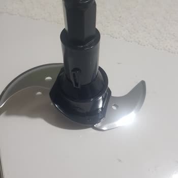 Arçelik Blenderin Rende Bıçağı Çıkmıyor Ve Kullanıcıya Zarar Veriyor