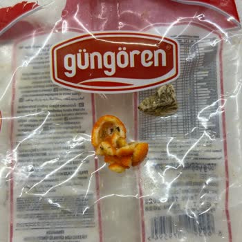 Soslu Fıstığın İçinde Çakıl Taşı: Sağlık Riski Ve Kontrol Talebi