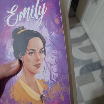 Hasarlı Kitap Teslim Alındı, Ek Ücret Olmadan Yenisi İsteniyor