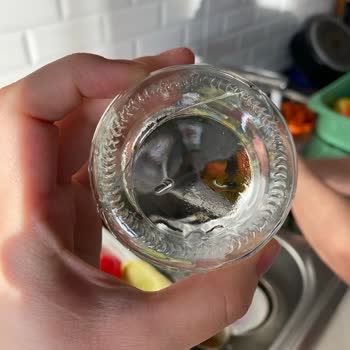 Bebek Sağlığına Tehdit Eden Çatlayan Kavanozlar Ve Performans Sorunları Nedeniyle Yoğurt Makinesinin Değiştirilmesi Talebi