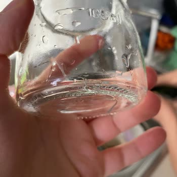 Bebek Sağlığına Tehdit Eden Çatlayan Kavanozlar Ve Performans Sorunları Nedeniyle Yoğurt Makinesinin Değiştirilmesi Talebi