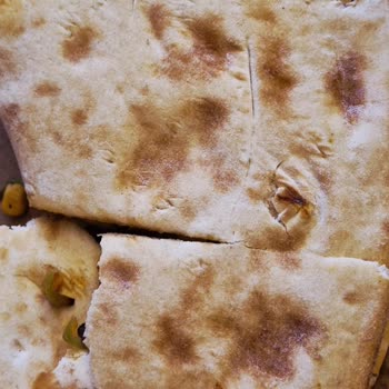 İftar Saatinde Pişmemiş Pizza Sunulması Ve Ücret İadesi Talebi