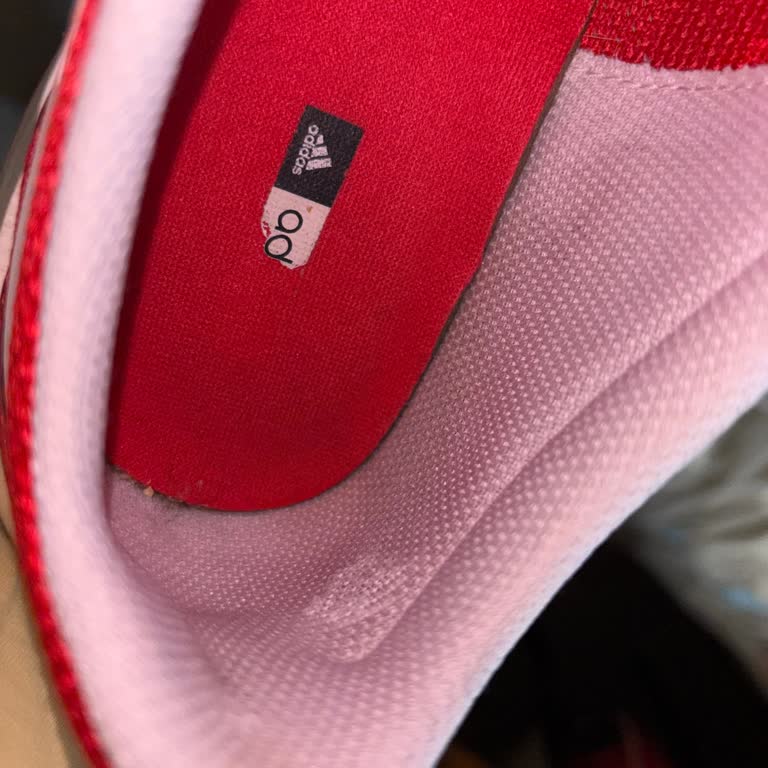 Adidas Ayakkabısında Erken İç Astar Deformasyonu Ve Olumsuz İnceleme Sonucu