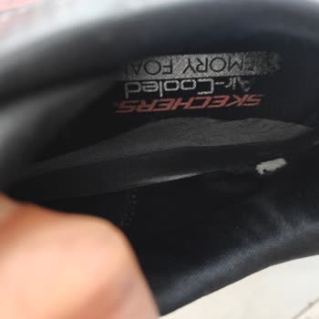 Skechers Max Protect Ayakkabısının İç Ve Dış Astarı Yırtıldı, Su Geçirmezlik Kayboldu, İade Talebi