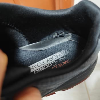 Skechers Max Protect Ayakkabısının İç Ve Dış Astarı Yırtıldı, Su Geçirmezlik Kayboldu, İade Talebi