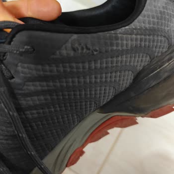 Skechers Max Protect Ayakkabısının İç Ve Dış Astarı Yırtıldı, Su Geçirmezlik Kayboldu, İade Talebi