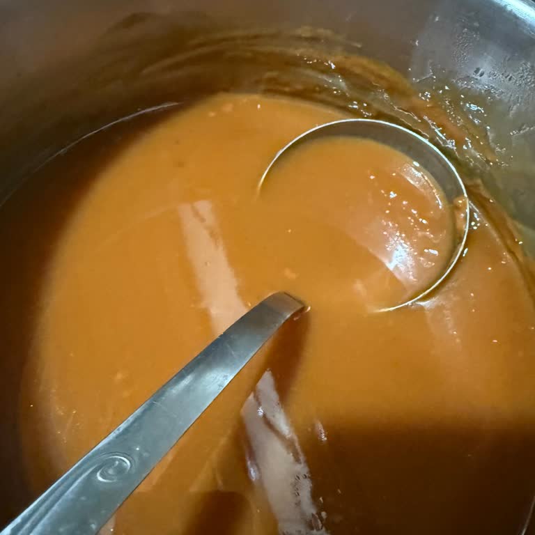 Şok Market Şubesinde Son Kullanma Tarihi Geçmiş Ürün Satışı Ve Gıda Güvenliği Denetimi Talebi