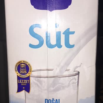 A101 Şubesinde Bozulmuş Süt Ve Yetersiz Müşteri Desteği