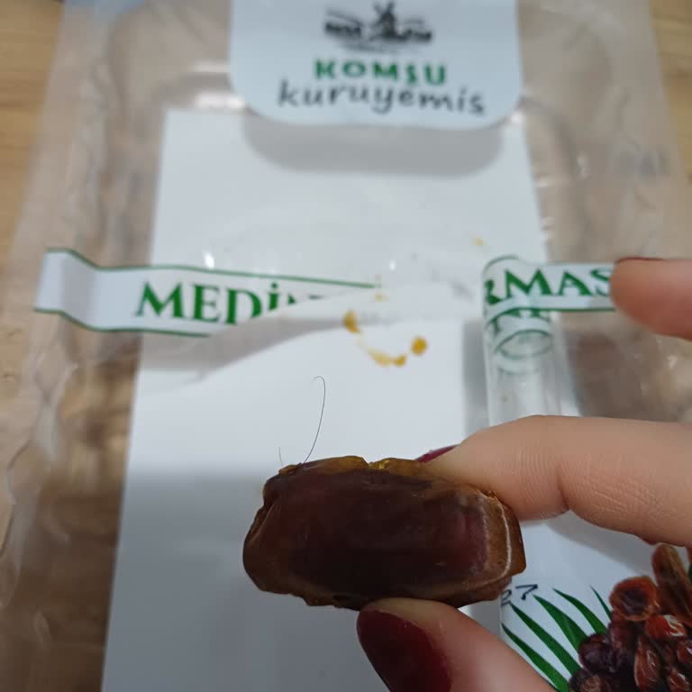 Hurma İçinde Kıl Tespiti Hijyen İhlali Ve Mağduriyet