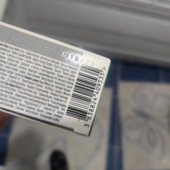 İndirimli Satışta Süresi Geçmiş Saç Boyası Ve Sağlık Riski