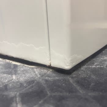 Bosch Çamaşır Makinesinde Tekrarlayan Paslanma Ve Boya Kabarması Garantili Çözüm Talebi