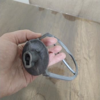 Emsan Hamur Yoğurma Aparatındaki Renk Atması Ve Değişim Talebi