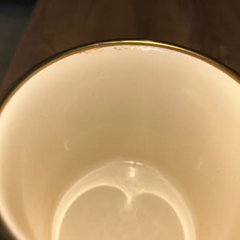 Emaye Bardakta Hızlı Paslanma Ve İade Talebi