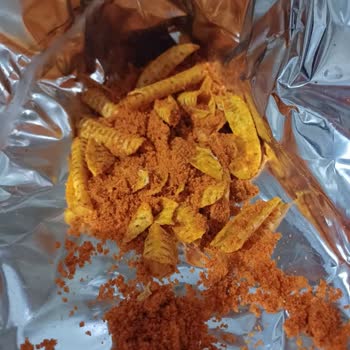 Patos Cips Paketi Büyük Baharat Topağı İçeriyor: Üretim Hatası Ve Telafi Talebi