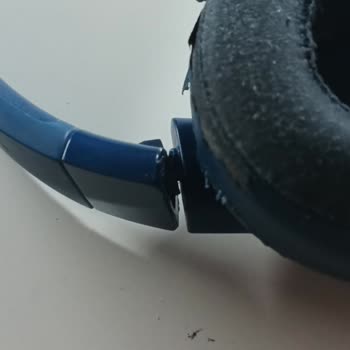JBL Tune 720 Kulaklıkta Hızlı Parça Kırılması Ve Değişim Reddi
