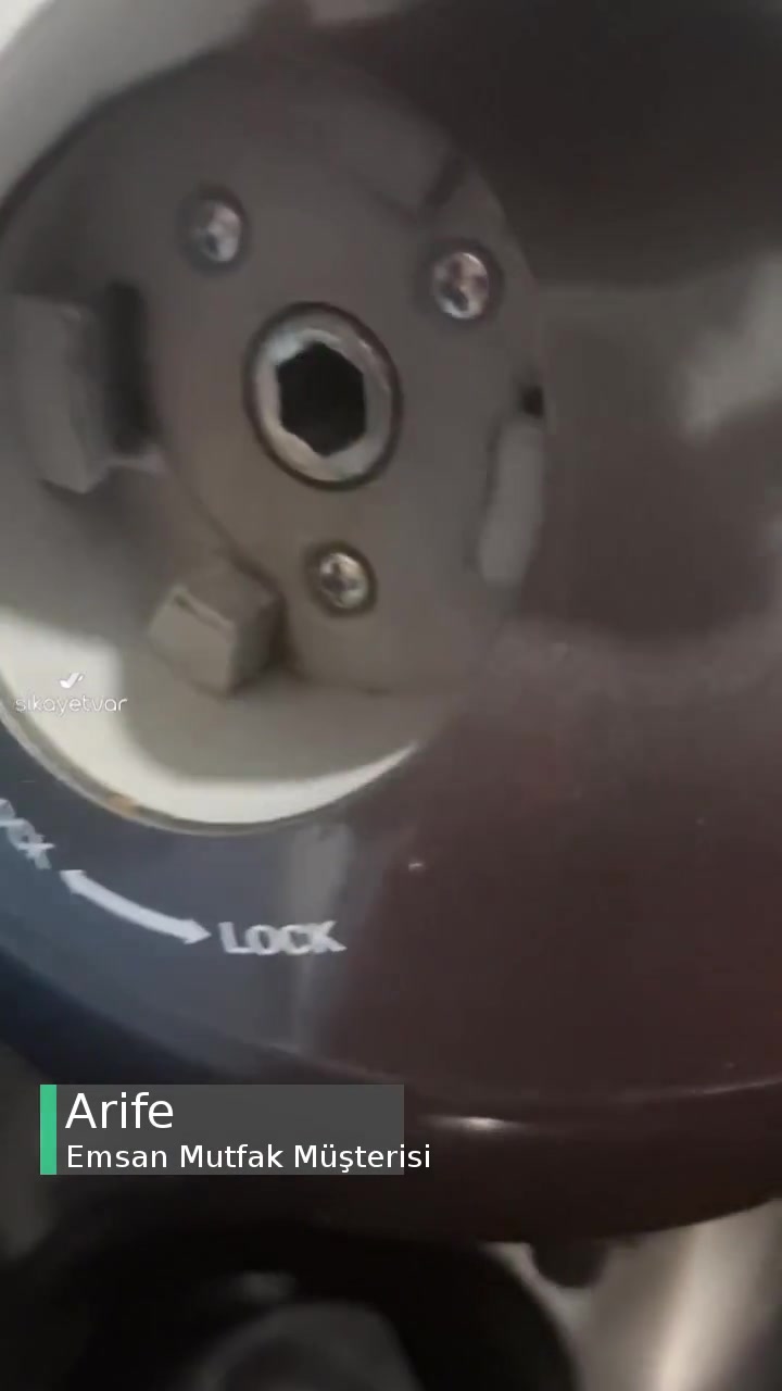 Emsan Makinede Parça Kırıldı videonun kapak resmi