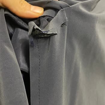 Kayra Giyim Defolu Olan Kap İçin Değişim Yapılmasını Ya Da Ücret İadesi Talep Ediyorum