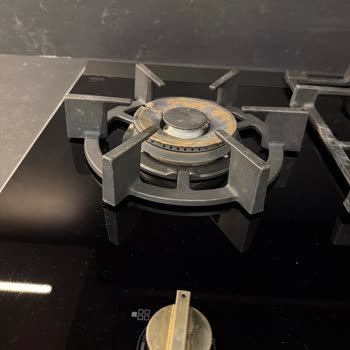 Siemens Ocağımın Döküm Parçaları Hızla Bozuldu Yetkili Servis Ücret Talep Ediyor