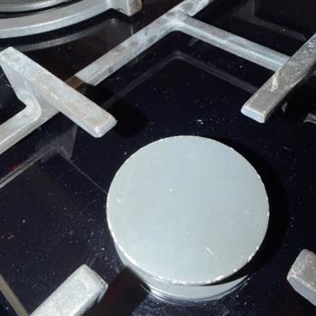 Siemens Ocağımın Döküm Parçaları Hızla Bozuldu Yetkili Servis Ücret Talep Ediyor