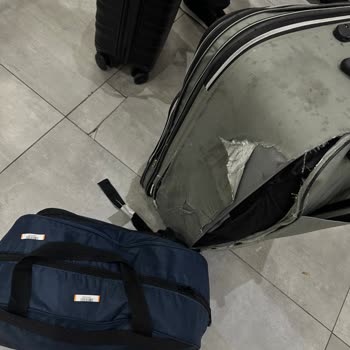 Yırtılan Valiz Ve Çevrim İçi Şikayet Formunda Hata