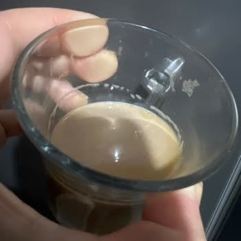 Şekersiz Pakette Boğaz Tahrişi Ve Sürekli Ağrı