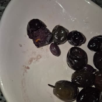 Hakmar Gıda Zeytinlerde Canlı Kurt Çıkması Ve Hijyen Sorunu