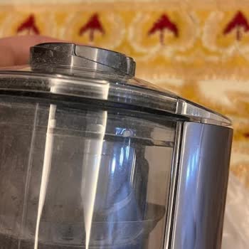 Dyson V12 Submarine Süpürgede Toz Haznesi Kapağı Sorunu Ve Çekim Gücü Düşüklüğü