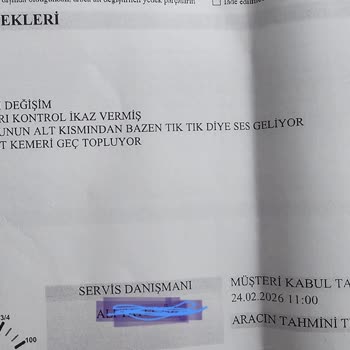 Stop Lambası Onarılmadı Ve Koltuklarda Yağlı Sıvı Lekesi Bırakıldı