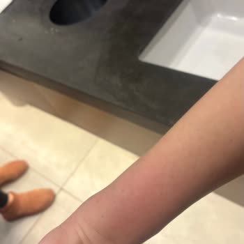 Kozyatağı AVM Kadın Tuvalet Otomatik Kapısının Yarattığı Güvenlik Açığı